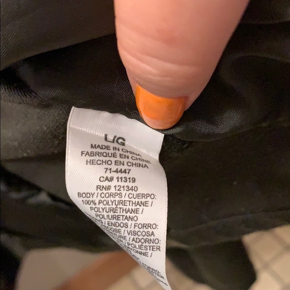 Blazer - Picture 4 of 5